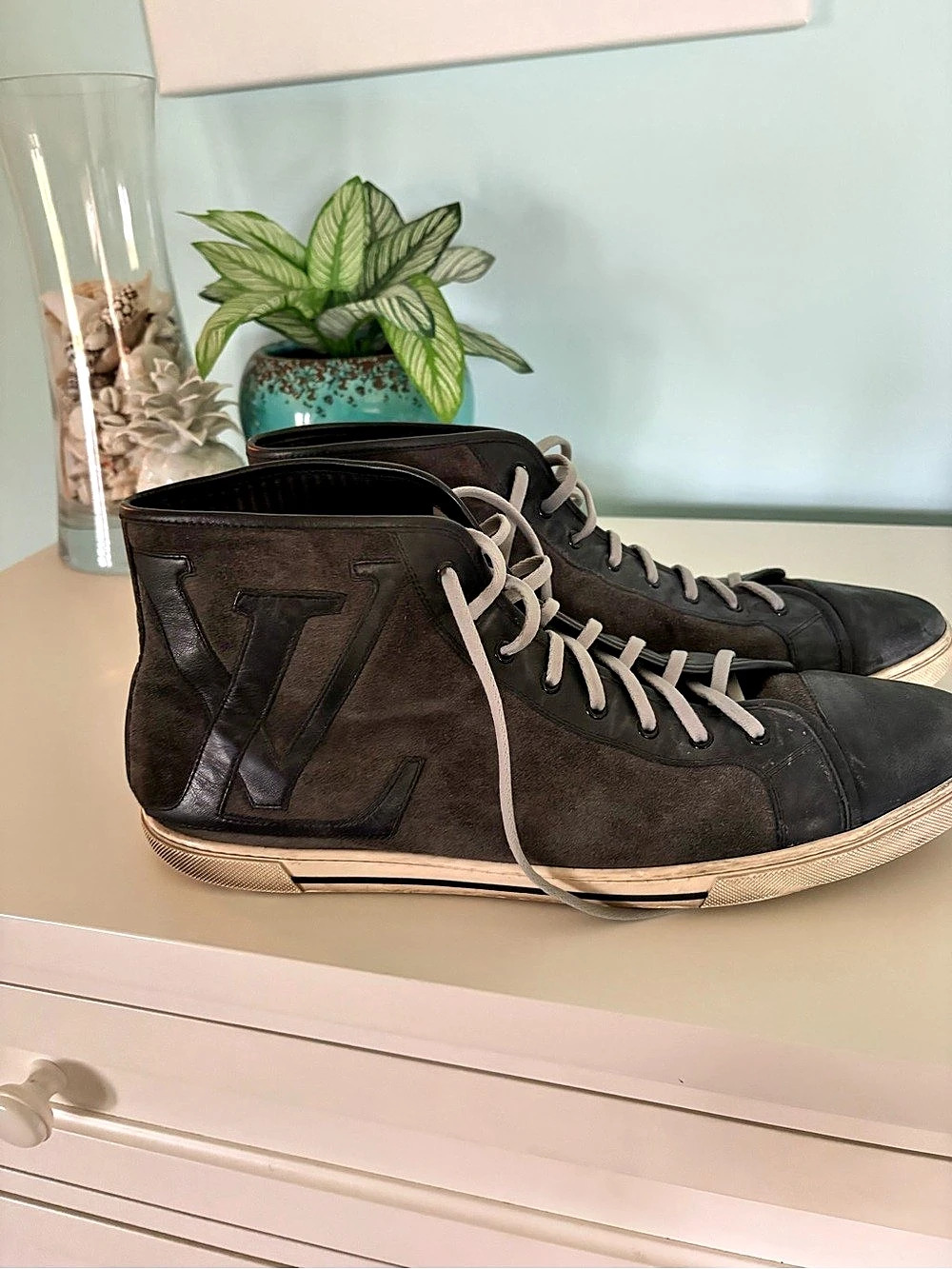 Louis Vuitton Men's High-Top Sneakers Black & Gray US 13
